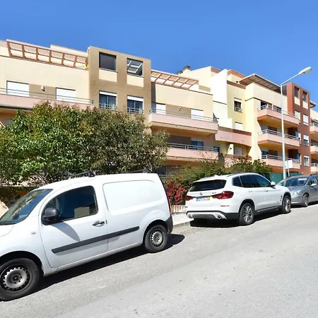 Forest View - 3br Apt, Pool, Garden, Tenis - Checkinhome 公寓 埃斯托利尔