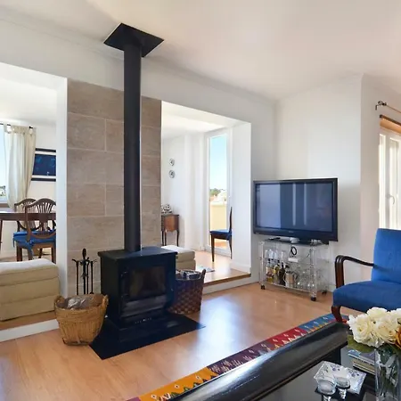 Forest View - 3br Apt, Pool, Garden, Tenis - Checkinhome * 埃斯托利尔